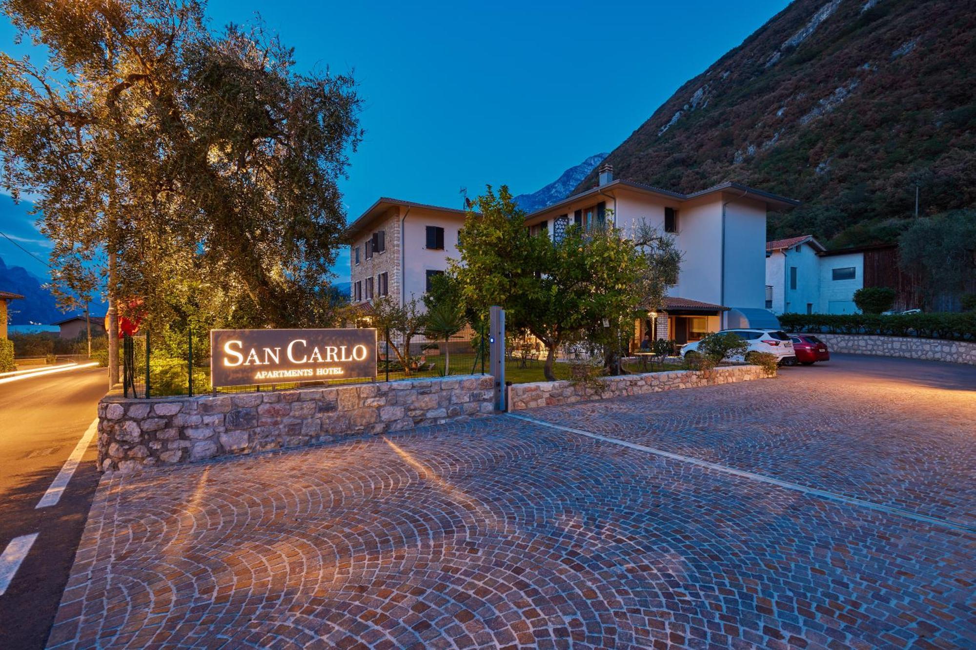 Hotel San Carlo Malcesine Bagian luar foto